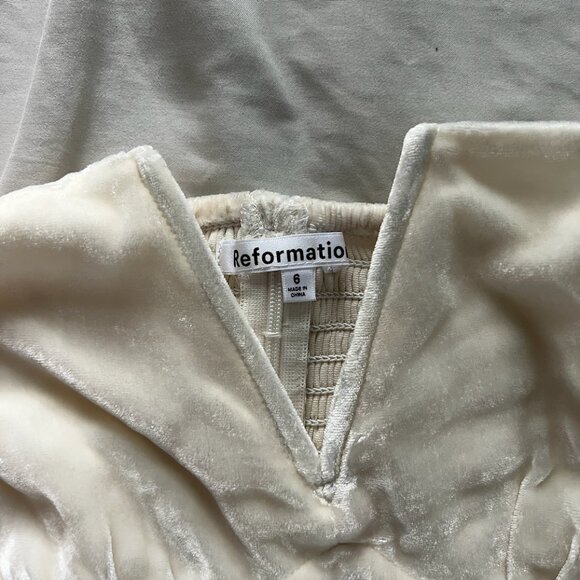 Reformation Amina Velvet Top - Picture 3 of 4